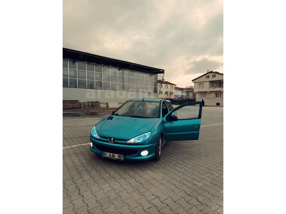 Sahibinden Peugeot 206 1.4 XR 2000 Model