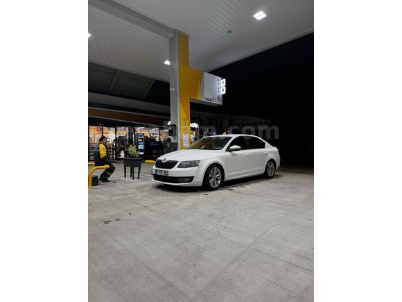 Sahibinden Skoda Octavia 1.4 TSI Elegance 2013 Model 