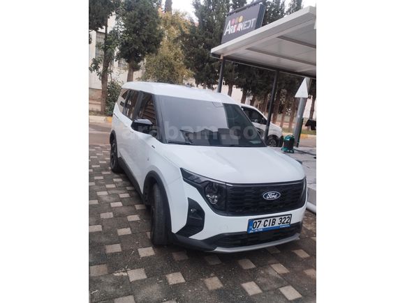 Sahibinden Ford Tourneo Courier 1.0 EcoBoost Active 2024 Model