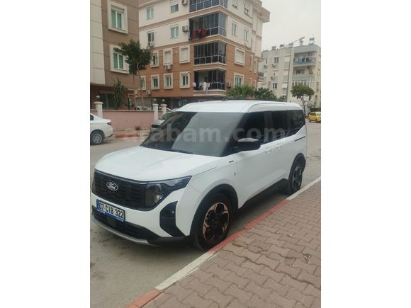 Sahibinden Ford Tourneo Courier 1.0 EcoBoost Active 2024 Model