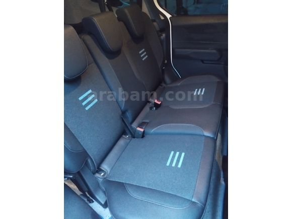 Sahibinden Ford Tourneo Courier 1.0 EcoBoost Active 2024 Model