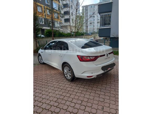 Sahibinden Renault Megane 1.3 TCe Joy 2022 Model