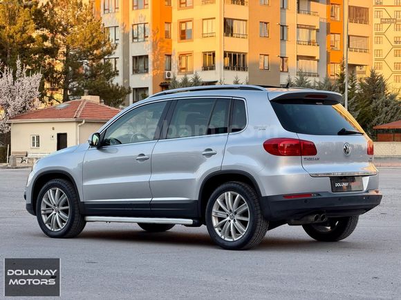 DOLUNAY MOTORS BOYASIZ TİGUAN 1.4 TSİ CHROME EDİTİON -CAM TAVAN