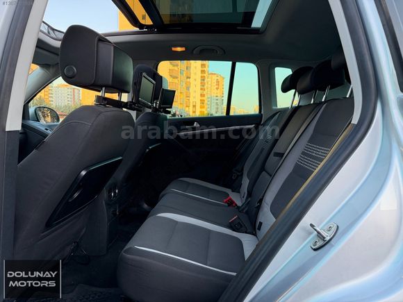 DOLUNAY MOTORS BOYASIZ TİGUAN 1.4 TSİ CHROME EDİTİON -CAM TAVAN