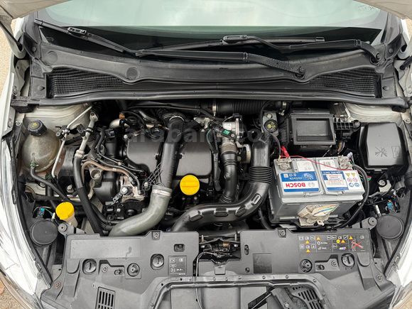 TEMİZ AİLE ARACI CLIO 1.5 DCI JOY – MASRAFSIZ & EKONOMİK