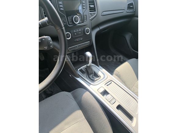 Sahibinden Renault Megane 1.3 TCe Joy 2023 Model