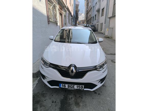 Sahibinden Renault Megane 1.3 TCe Joy 2023 Model