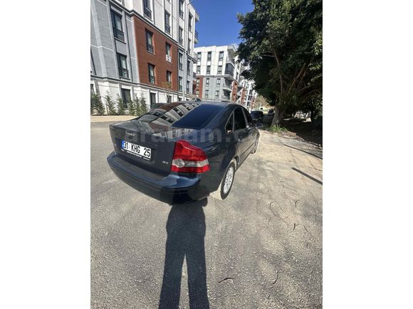 Sahibinden Volvo S40 1.6 D 2005 Model 