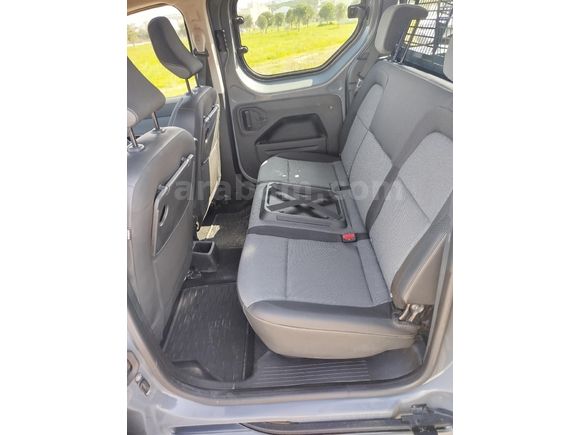 Sahibinden Renault Express Combi 1.5 BlueDCI Touch 2022 Model