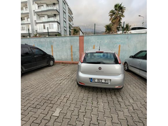 Sahibinden Fiat Punto 1.4 Fire Easy S&S 2013 Model  30.000 km Gri