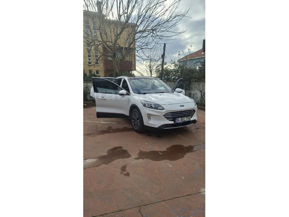 Sahibinden Ford Kuga 1.5 EcoBoost Titanium 2022 Model