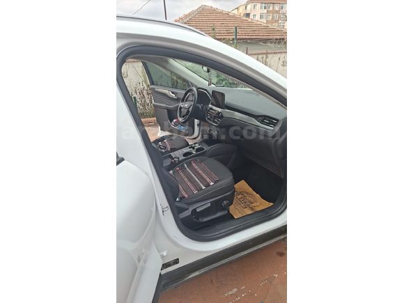 Sahibinden Ford Kuga 1.5 EcoBoost Titanium 2022 Model