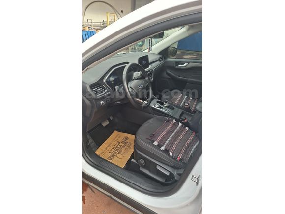 Sahibinden Ford Kuga 1.5 EcoBoost Titanium 2022 Model