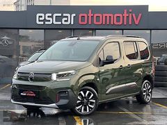 ESCAR OTOMOTİV'DEN 19.500 KM'DE BOYASIZ DEĞİŞENSİZ TRAMERSİZ...