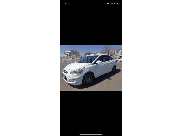 Sahibinden Hyundai Accent Blue 1.4 CVVT Mode 2015 Model