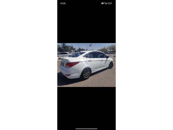Sahibinden Hyundai Accent Blue 1.4 CVVT Mode 2015 Model