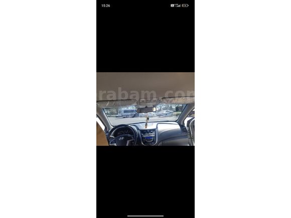 Sahibinden Hyundai Accent Blue 1.4 CVVT Mode 2015 Model