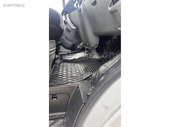 BAKİ KUZUCU OTOMOTİVDEN 2007 MODEL 315.000KM 350L Van