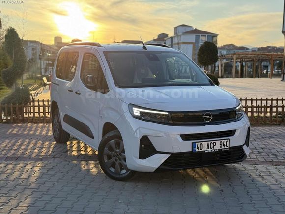 2025 COMBO EDİTİON 1.5 GERİ GÖRÜŞ PRO EKRAN %20 KDV SIFIR KM