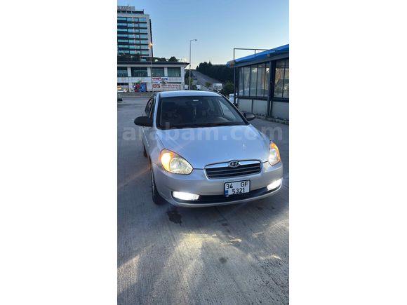 Sahibinden Hyundai Accent Era 1.5 CRDi Team 2011 Model  / Düşük KM