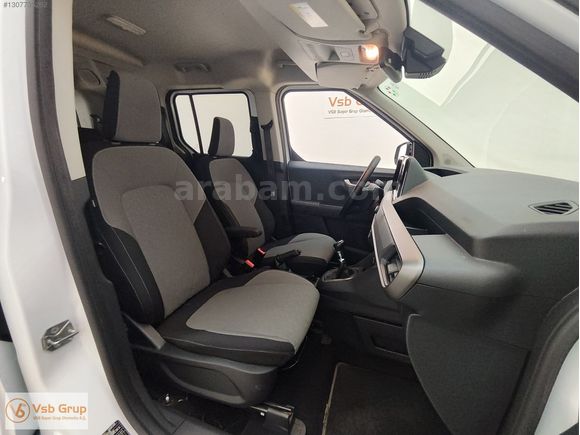 VSB RENPAŞ 'tan 2024 FORD COURİER TİTANIUM 100PS KDV %20