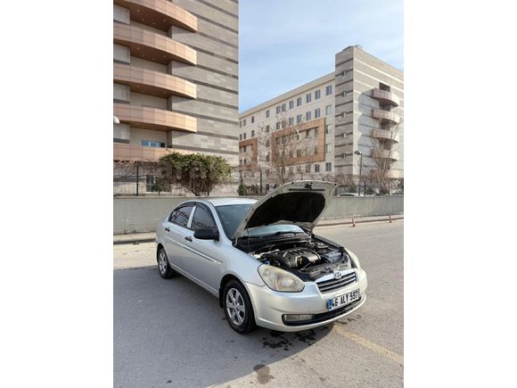 Sahibinden Hyundai Accent Era 1.5 CRDi Mode 2012 Model