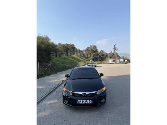 Sahibinden Honda Civic 1.6 Elegance 2012 Model  270.000 km Siyah