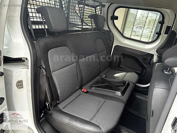 2023 MODEL RENAULT EXPRESS COMBİ 1.5 DCİ JOY 90.000 KM DE %20KDV