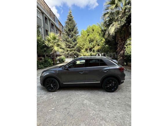 Sahibinden Volkswagen T-Roc 1.5 TSI Style 2022 Model  16.800 km Gri (metalik)