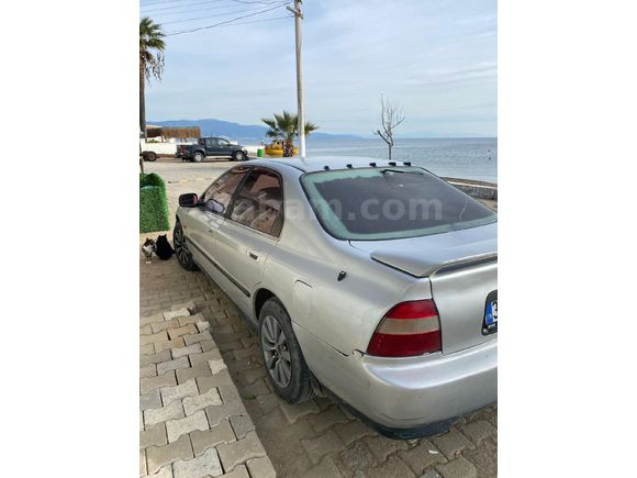 Sahibinden Honda Accord 2.0 ES 1994 Model
