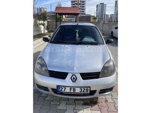ÖZEL PLAKA Sahibinden Aile Aracı Masrafsız Renault Clio 1.5 dCi