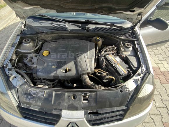 ÖZEL PLAKA Sahibinden Aile Aracı Masrafsız Renault Clio 1.5 dCi