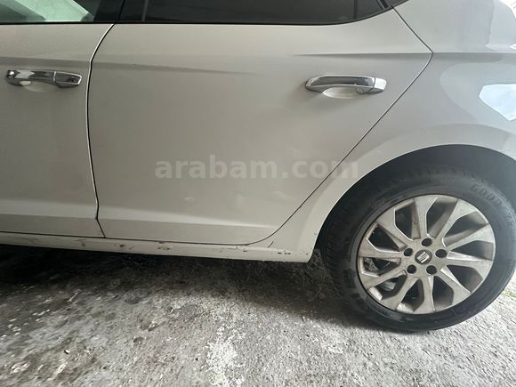 DÜŞÜK KM TEMİZ 2016 LEON 1.2 TSI STYLE DSG