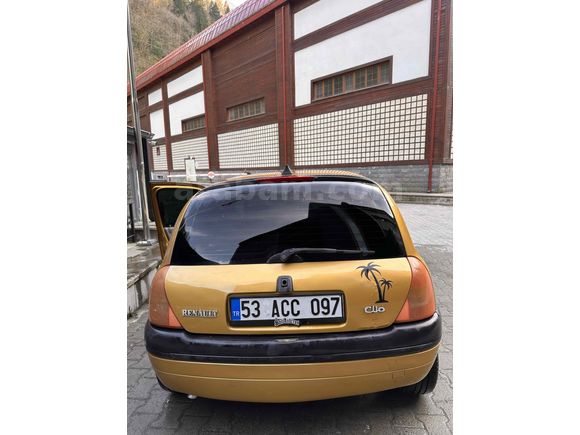 Sahibinden Renault Clio 1.4 RT 1993 Model 