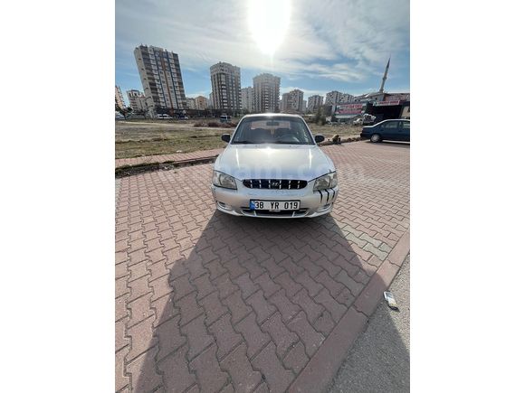 Sahibinden Hyundai Accent 1.3 LX 2000 Model 