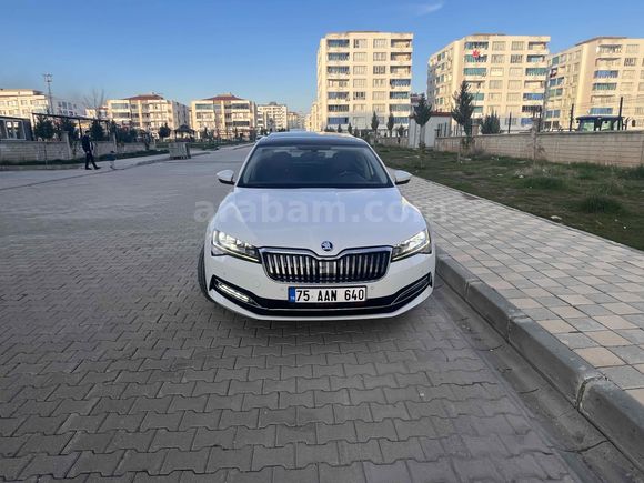 Sahibinden Skoda SuperB 1.5 TSI Elite 2021 Model Hatasız 