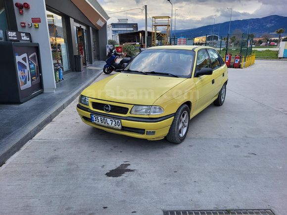Sahibinden Opel Astra 2.0 GSi 1996 Model  175.000 km Sarı