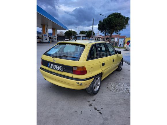 Sahibinden Opel Astra 2.0 GSi 1996 Model  175.000 km Sarı