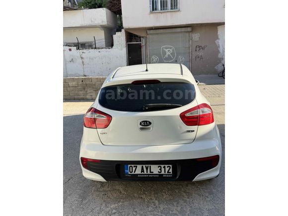 Sahibinden Kia Rio 1.4 CRDi Concept Plus 2015 Model 