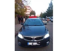 Sahibinden Kia Ceed 1.6 CRDi Motion 2012 Model  214.000 km Füme