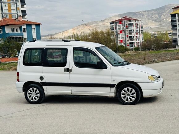 Sahibinden Peugeot Partner 1.9 D 2003 Model