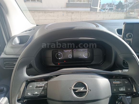 Sahibinden değişen boya hasar kaydı yok 13750 km de