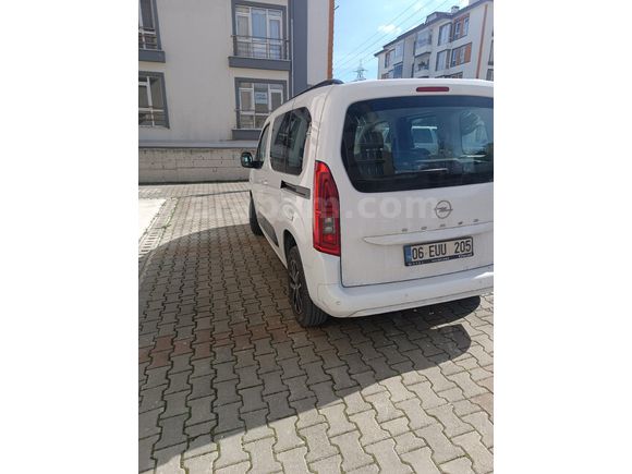 Sahibinden değişen boya hasar kaydı yok 13750 km de