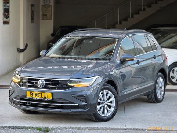 Lansman Renk -Değişensiz | 2022 TİGUAN 1.5 TSI LİFE DSG