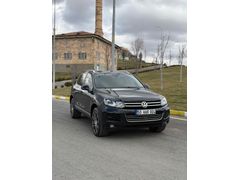 Sahibinden Volkswagen Touareg 3.0 TDI 2011 Model  300.000 km Siyah