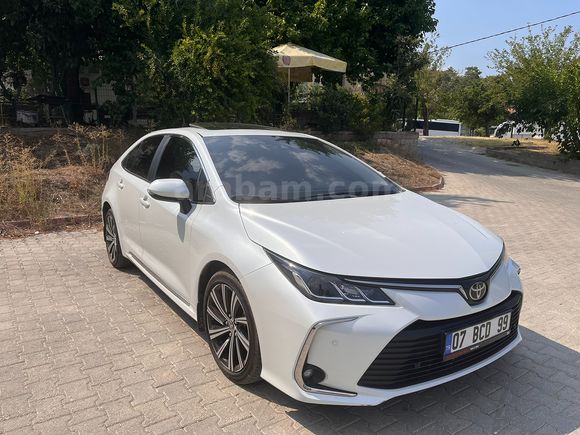 Sahibinden Toyota Corolla 1.5 Flame X-Pack 2022 Model 