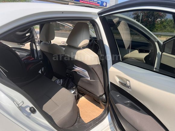 Sahibinden Toyota Corolla 1.5 Flame X-Pack 2022 Model 
