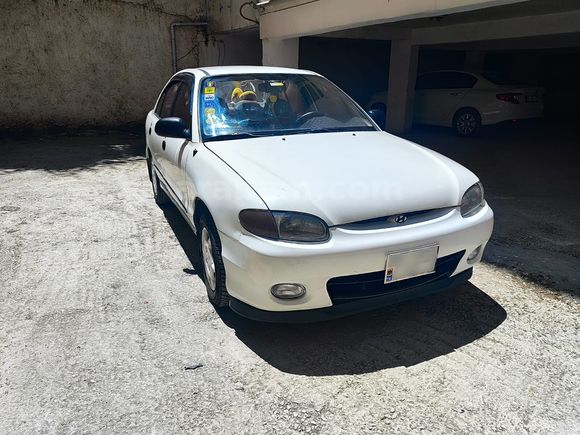 Sahibinden Hyundai Accent 1.3 LS 1998 Model 