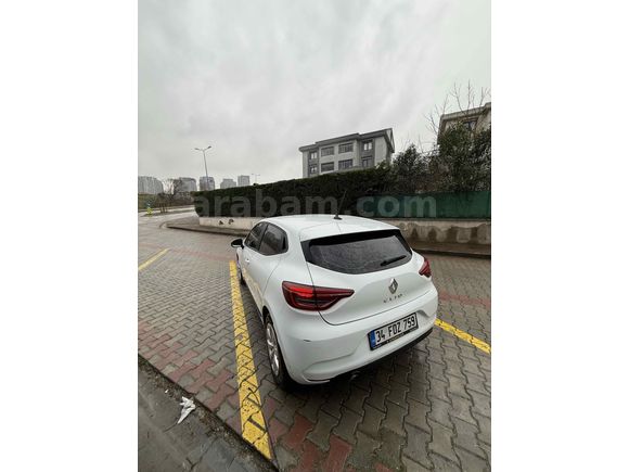 Sahibinden Renault Clio 1.0 TCe Touch 2022 Model 