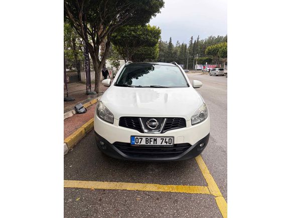 2012 MODEL NİSSAN QASHqAİ HATASIZ BOYASIZ DEĞİŞENSİZ  DÜŞÜK KM